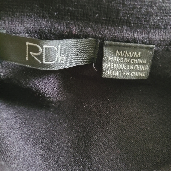 NWOT RDI oversized collared half button sweater - Picture 5 of 7